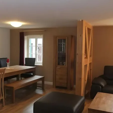 Fuer 12 Personen 180 M²